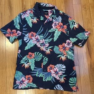 Like new RSQ Charcoal Floral Button Down Shirt size:S